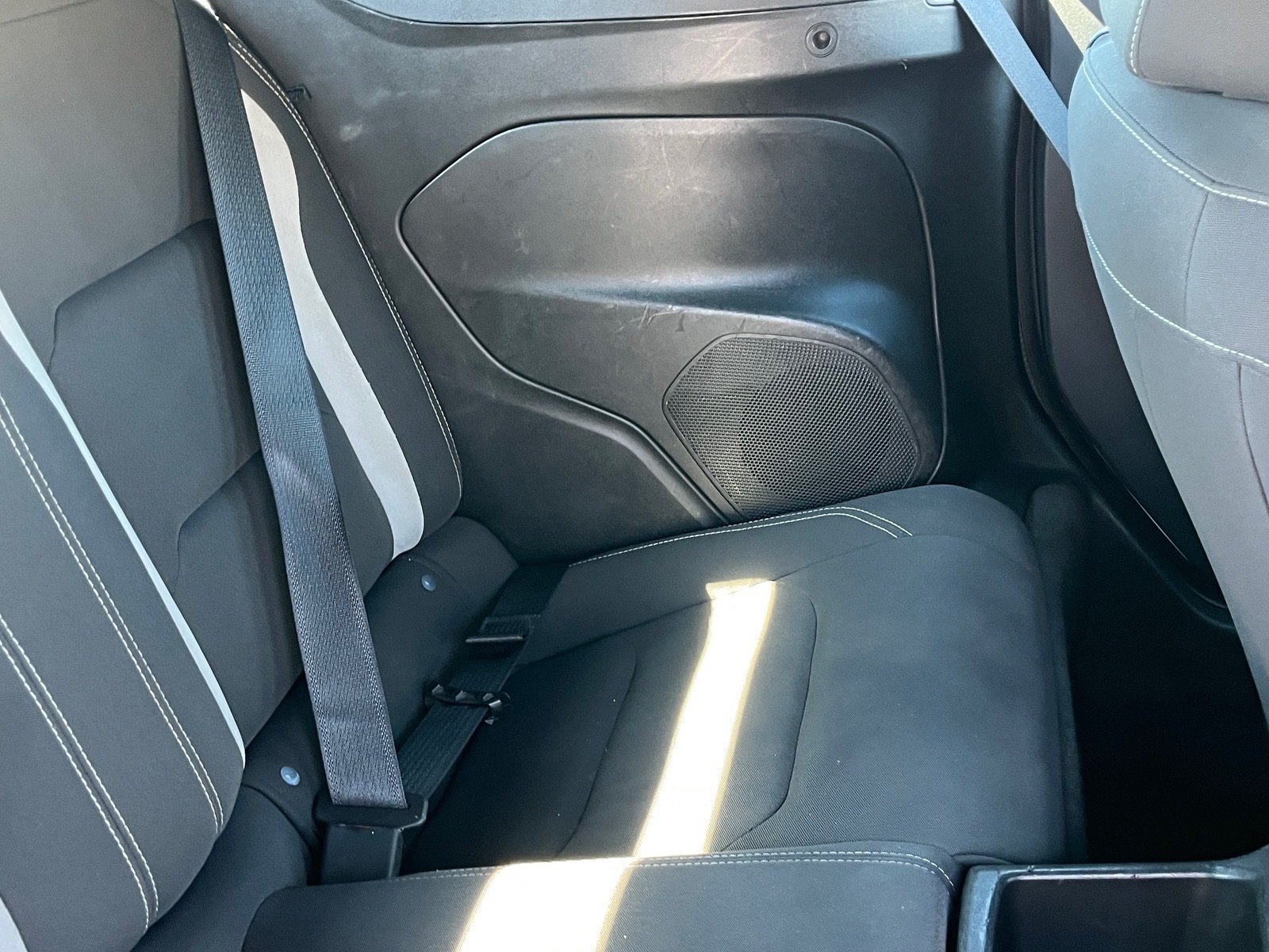 Used 2023 Chevrolet Camaro LT RWD image 11