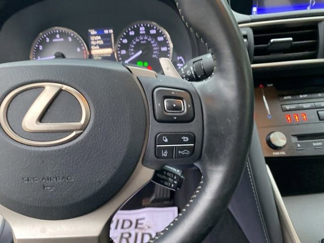 Used 2018 Lexus IS 300 image 22