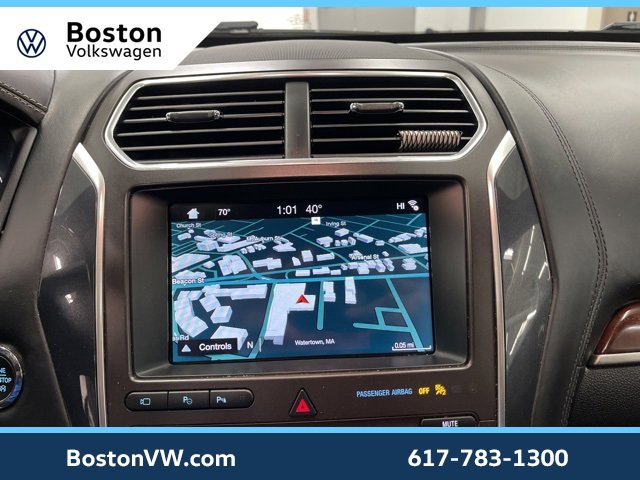 Used 2019 Ford Explorer Platinum image 23