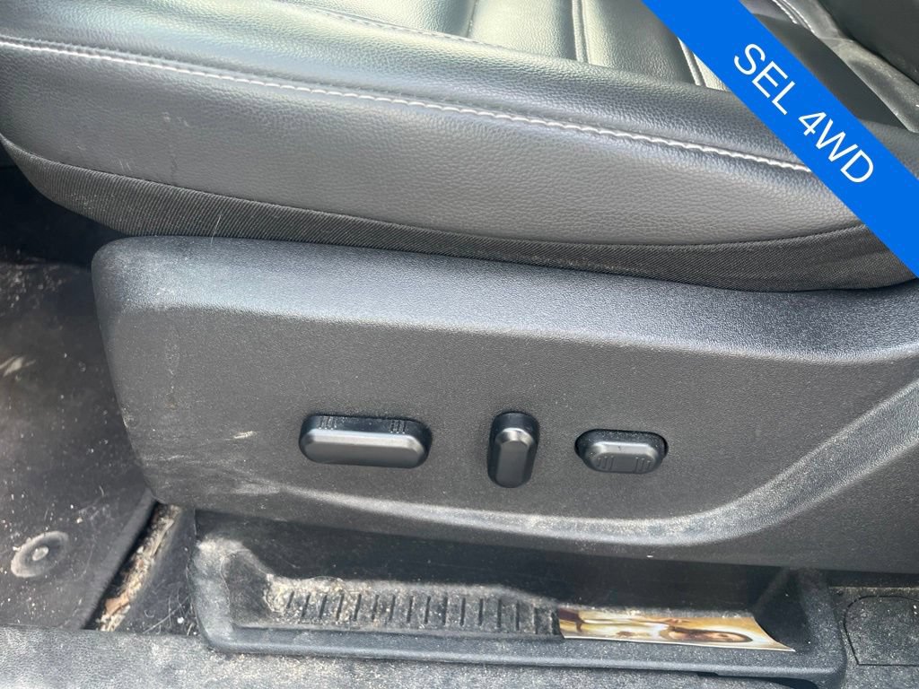 Used 2019 Ford Escape SEL AWD/4WD image 9