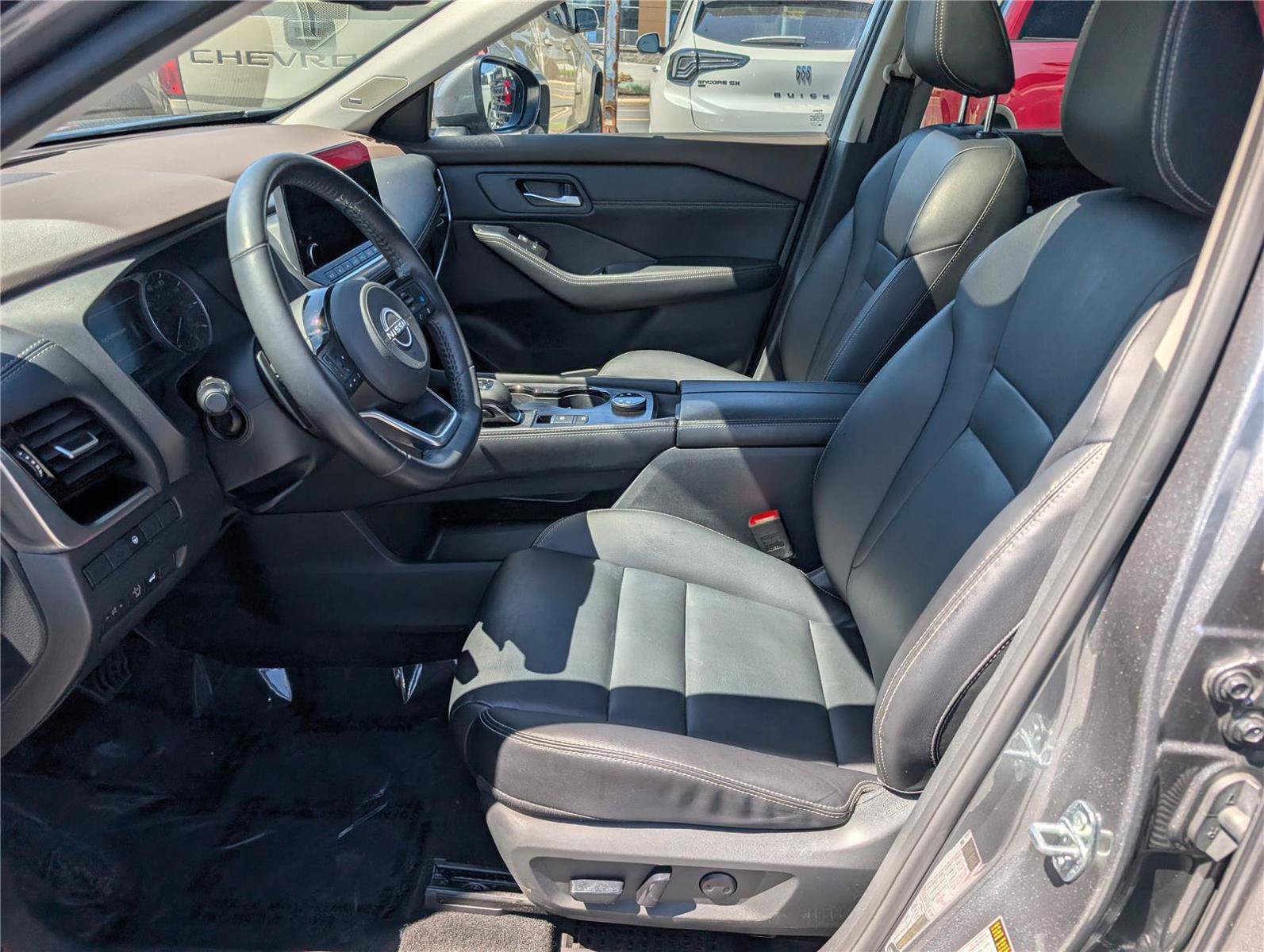 Used 2023 Nissan Rogue SL w/ SL Premium Package AWD/4WD image 17