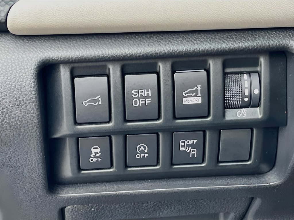 Used 2023 Subaru Forester Limited AWD/4WD image 10