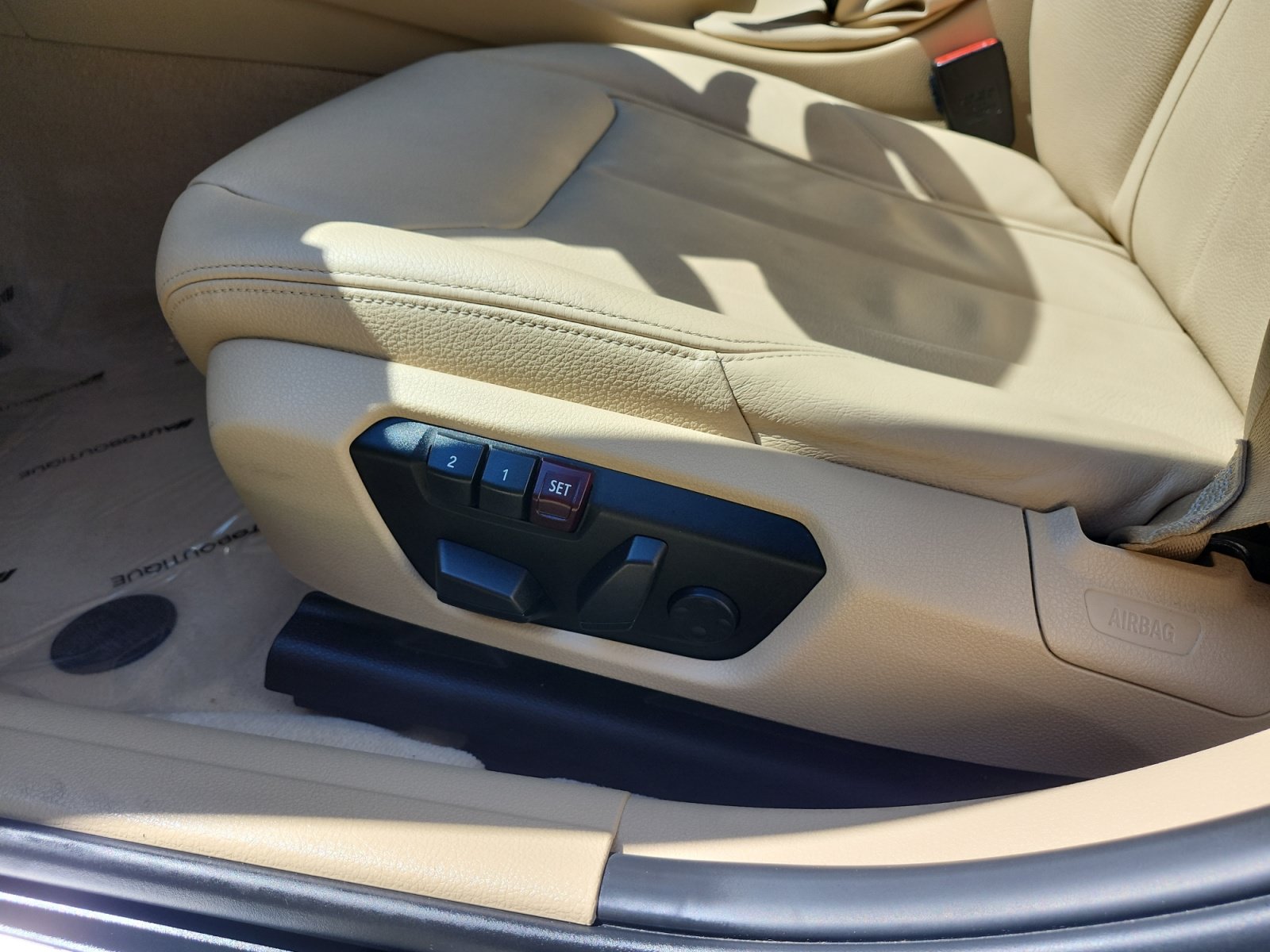 Used 2015 BMW 328i xDrive Sedan AWD/4WD image 10