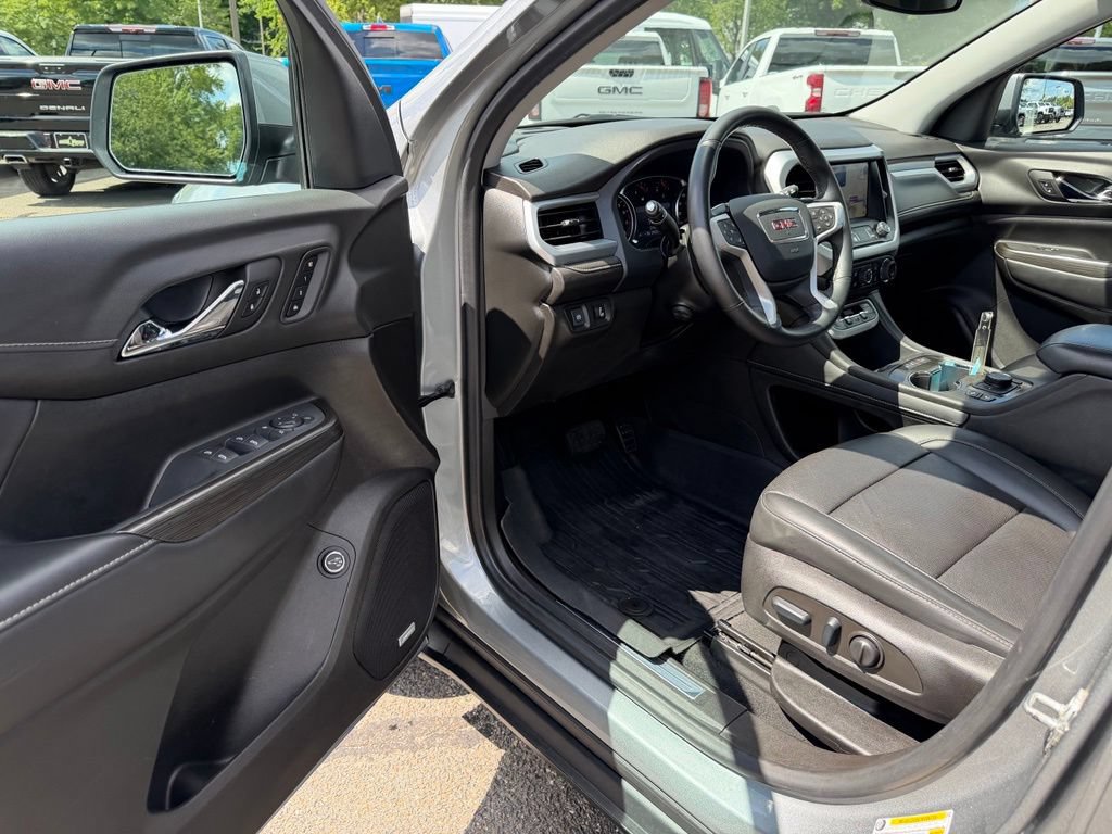 Certified 2023 GMC Acadia SLT w/ Preferred Package AWD/4WD image 20