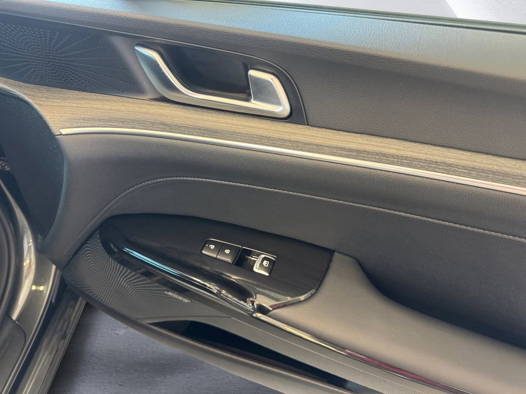 Used 2025 Kia K5 EX image 15