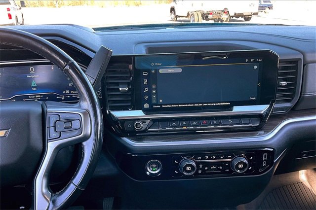 Used 2022 Chevrolet Silverado 1500 LT w/ Z71 Off-Road Package image 10