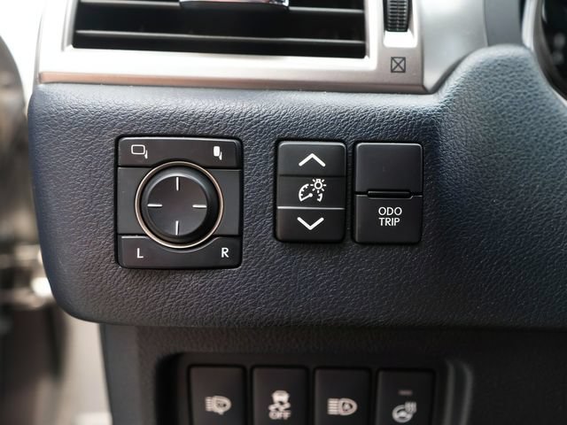 Certified 2023 Lexus GX 460 Premium w/ Premium Package AWD/4WD image 19