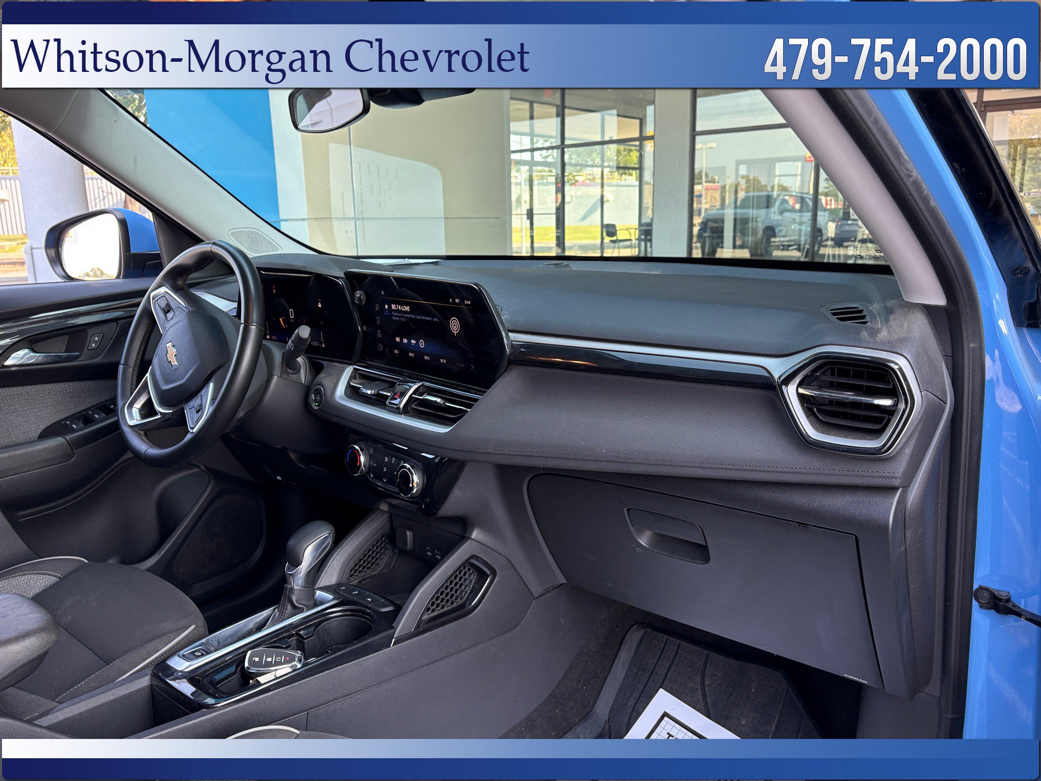 Used 2024 Chevrolet TrailBlazer LT w/ LT Cold Weather Package FWD image 12