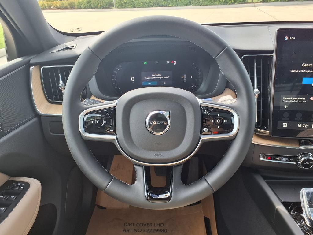 New 2026 Volvo XC60 B5 Plus w/ Protection Package Premier AWD/4WD image 19