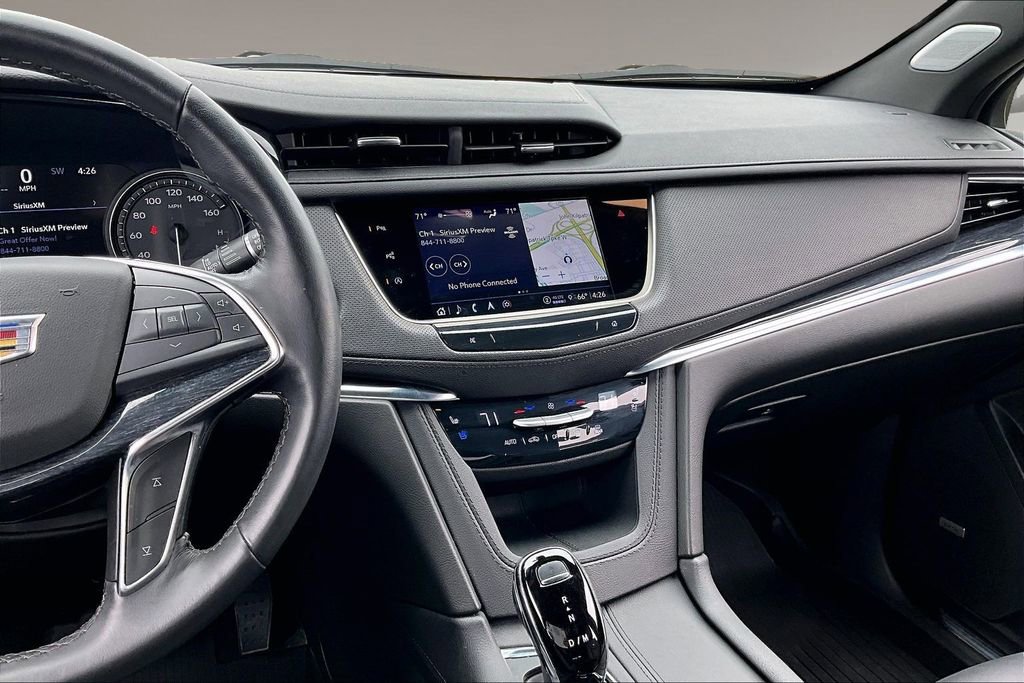 Used 2023 Cadillac XT5 Premium Luxury w/ Technology Package AWD/4WD image 6