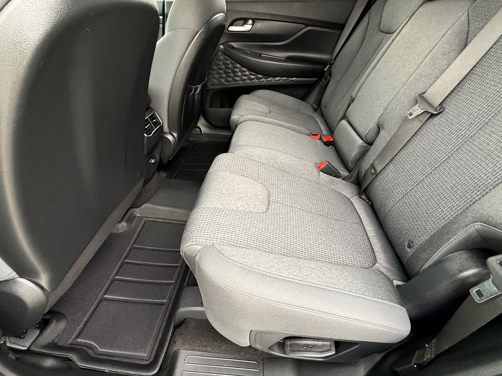Used 2023 Hyundai Santa Fe SEL FWD image 13