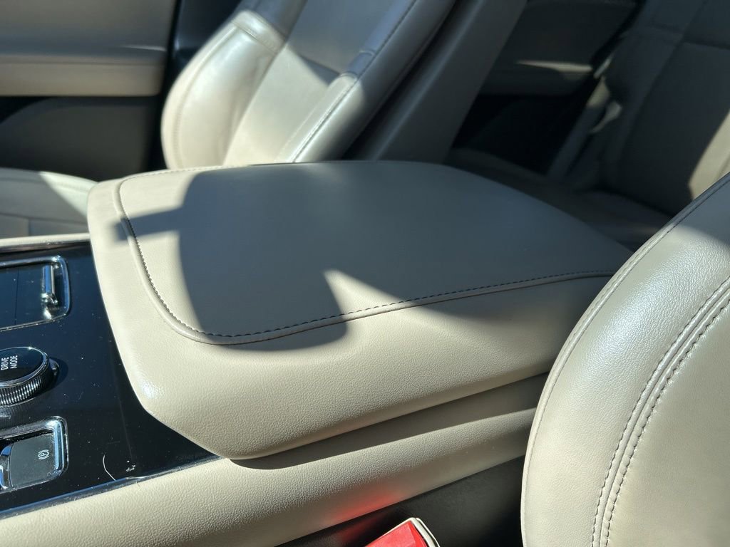 Used 2022 Lincoln Aviator Reserve w/ Elements Package Plus image 36