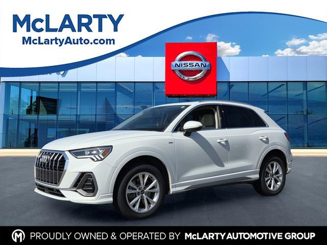 Used 2024 Audi Q3 2.0T Premium w/ Convenience Package AWD/4WD image 1