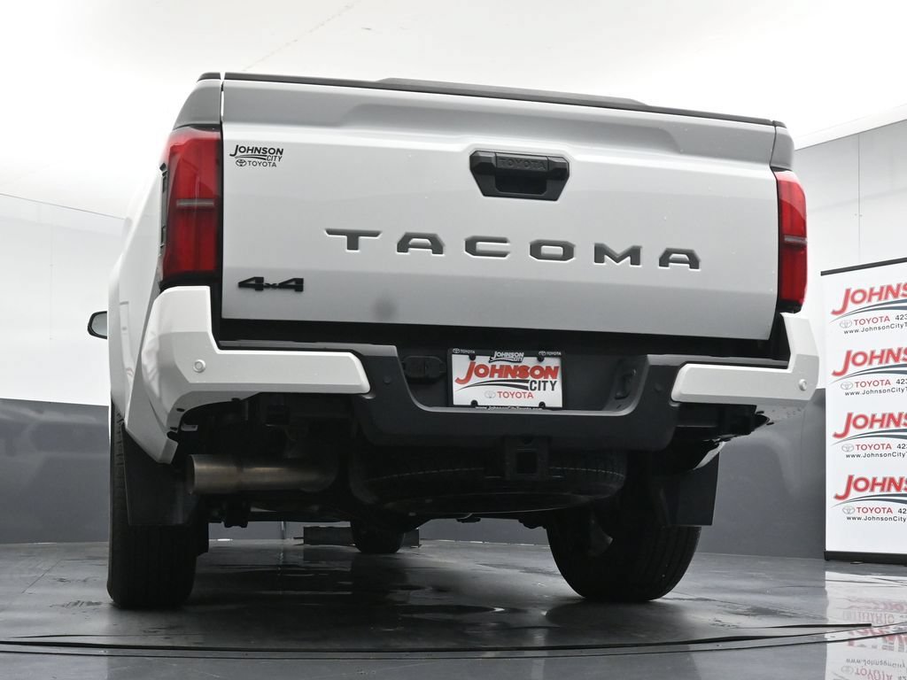 Used 2024 Toyota Tacoma TRD Sport w/ TRD Sport Upgrade Package AWD/4WD image 37