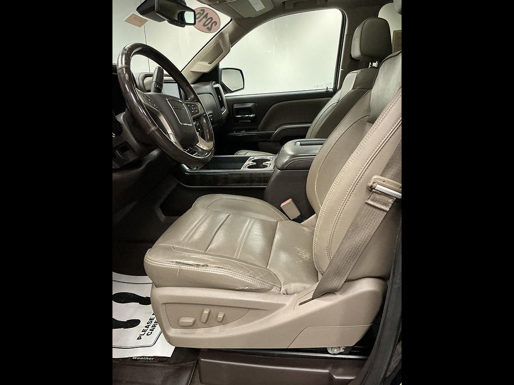 Used 2016 GMC Sierra 2500 Denali w/ Duramax Plus Package AWD/4WD image 10