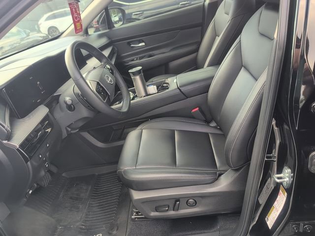 Certified 2025 Nissan Murano SV FWD image 4