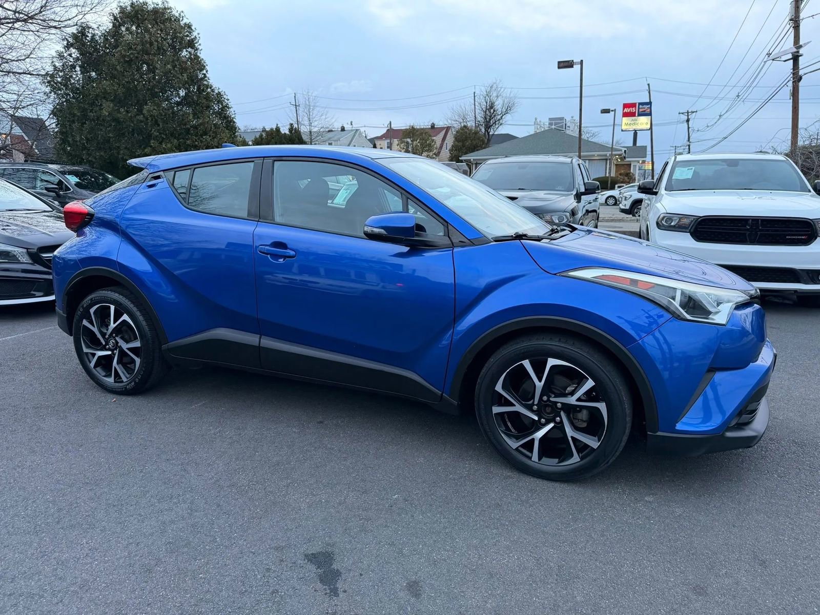Used 2018 Toyota C-HR XLE image 12
