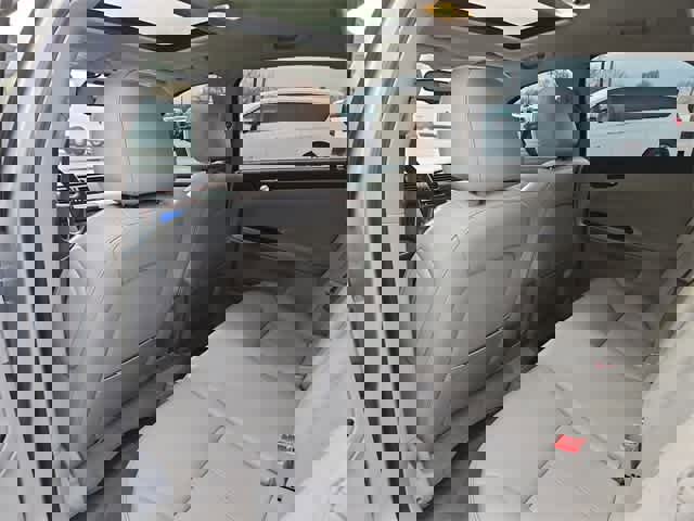 Used 2011 Chevrolet Impala LT w/ Luxury Edition Package image 19