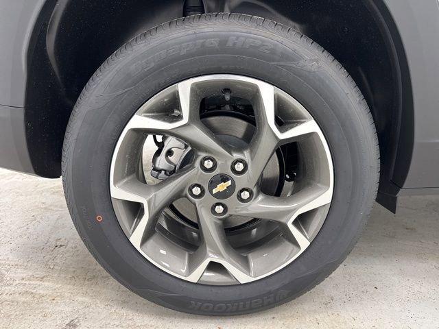 New 2026 Chevrolet Trax LT w/ Driver Confidence Package image 32