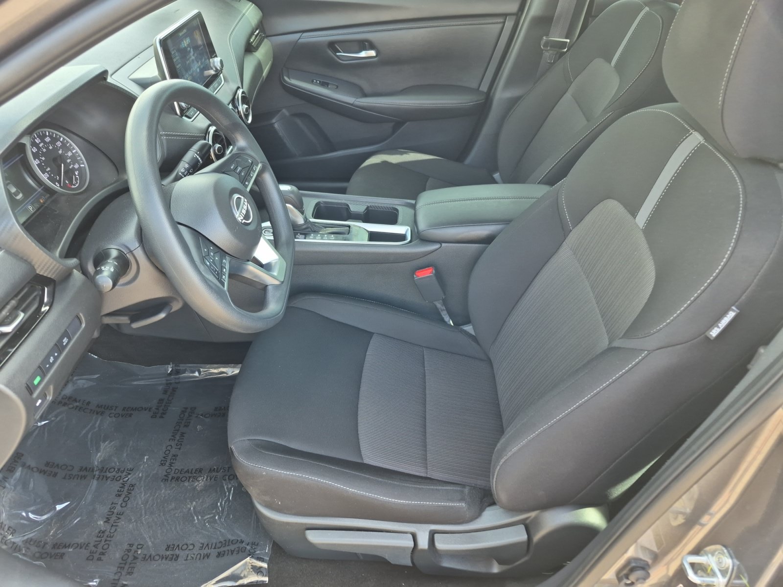 Used 2024 Nissan Sentra SV FWD image 17