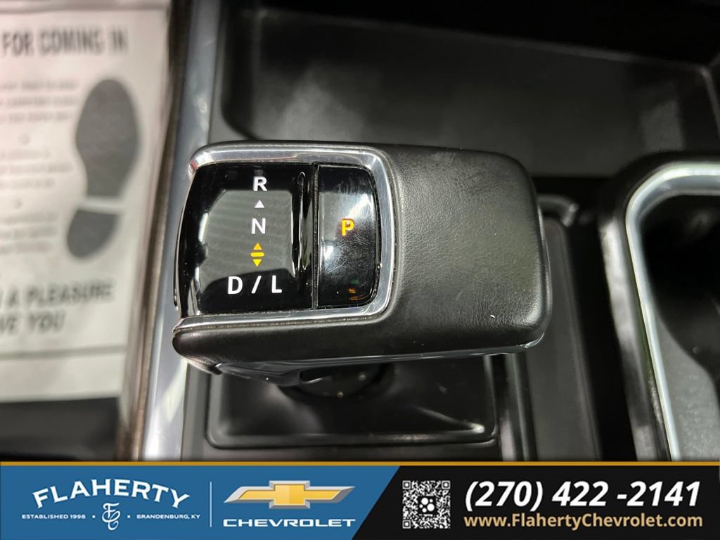 Used 2025 Chevrolet Silverado 1500 LT Trail Boss w/ Convenience Package II AWD/4WD image 33