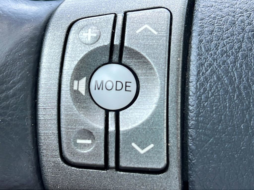 Used 2012 Toyota RAV4 Limited w/ Premium Plus Value Pkg AWD/4WD image 21