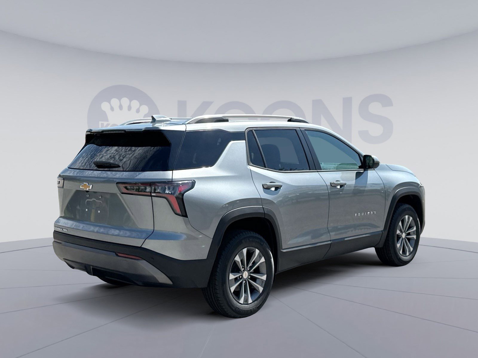 New 2026 Chevrolet Equinox LT w/ Convenience Package II AWD/4WD image 7