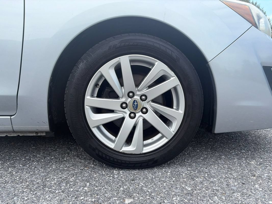 Used 2015 Subaru Impreza 2.0i Premium AWD/4WD image 28