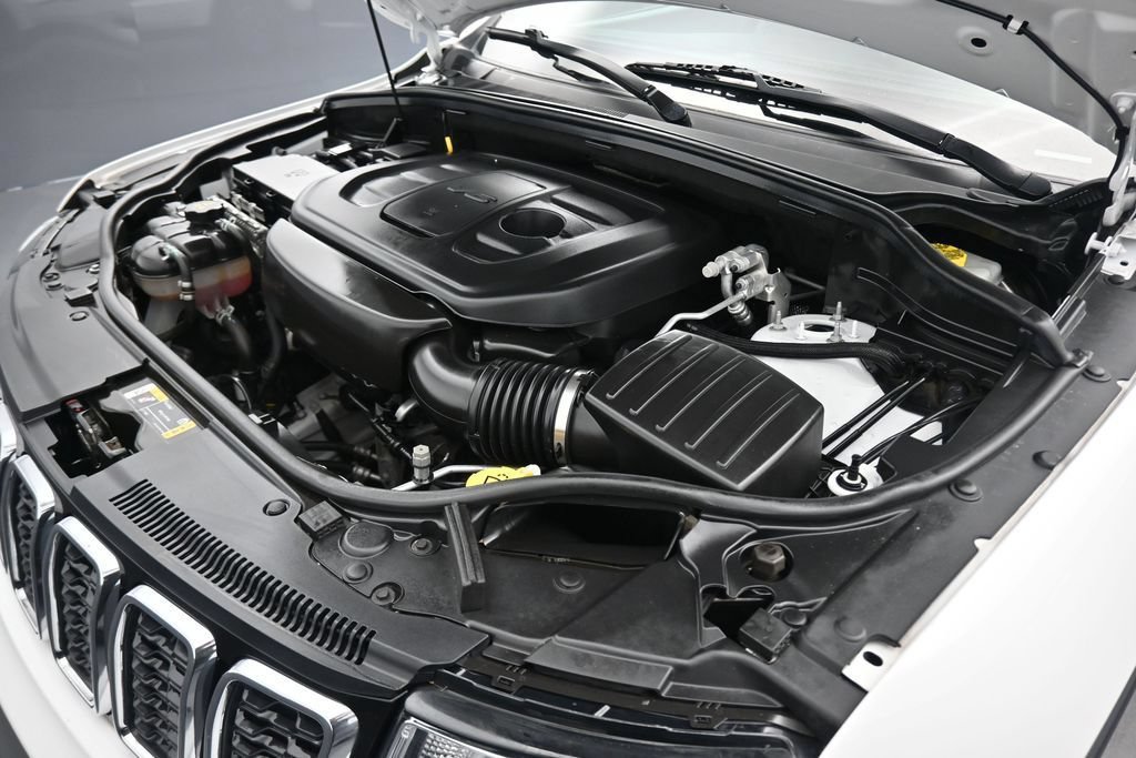 Used 2021 Jeep Grand Cherokee Limited AWD/4WD image 52