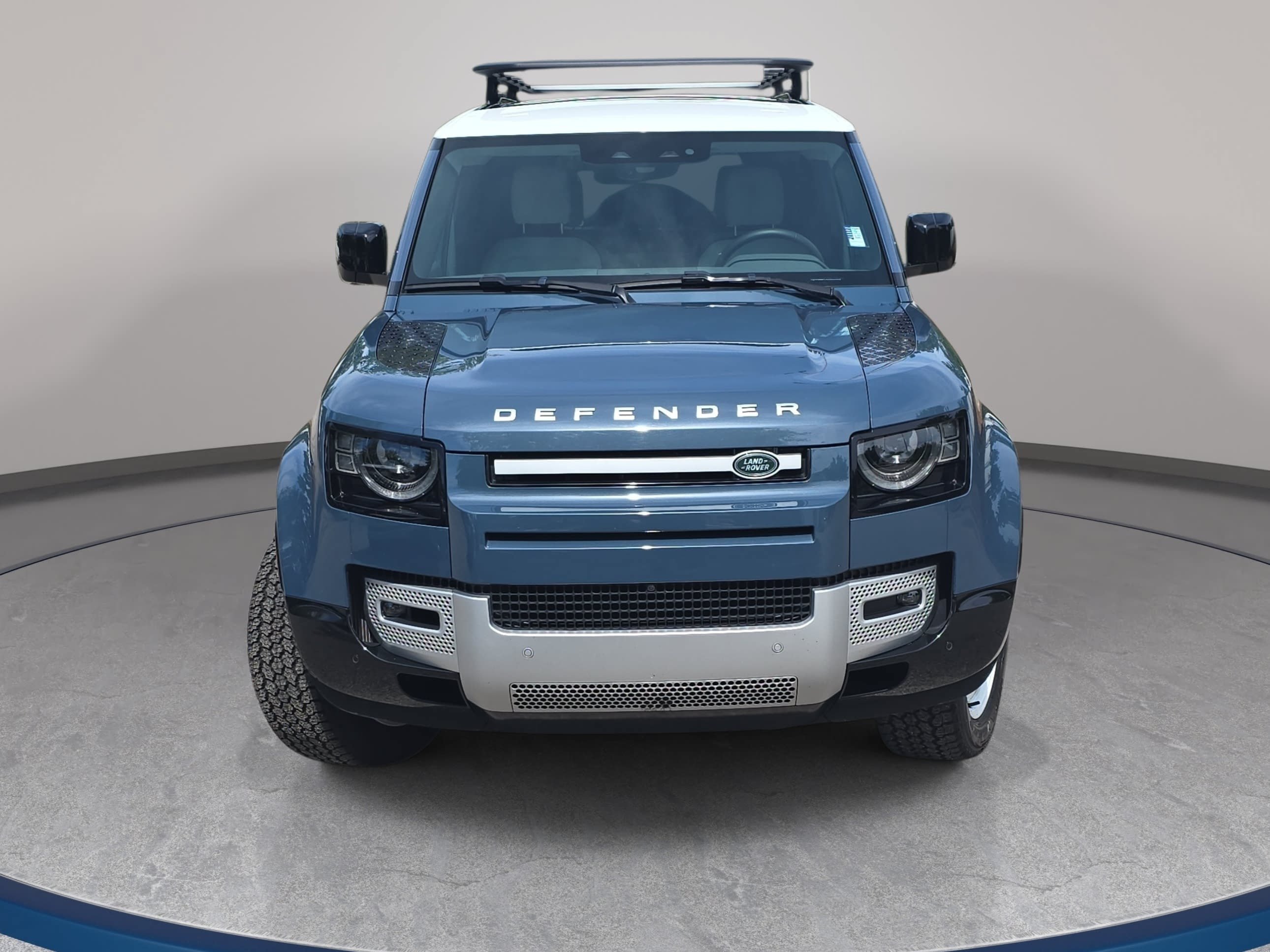 Certified 2025 Land Rover Defender 110 S AWD/4WD image 2