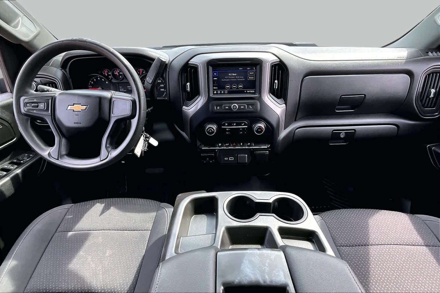 Used 2022 Chevrolet Silverado 2500 Custom w/ Custom Value Package AWD/4WD image 16