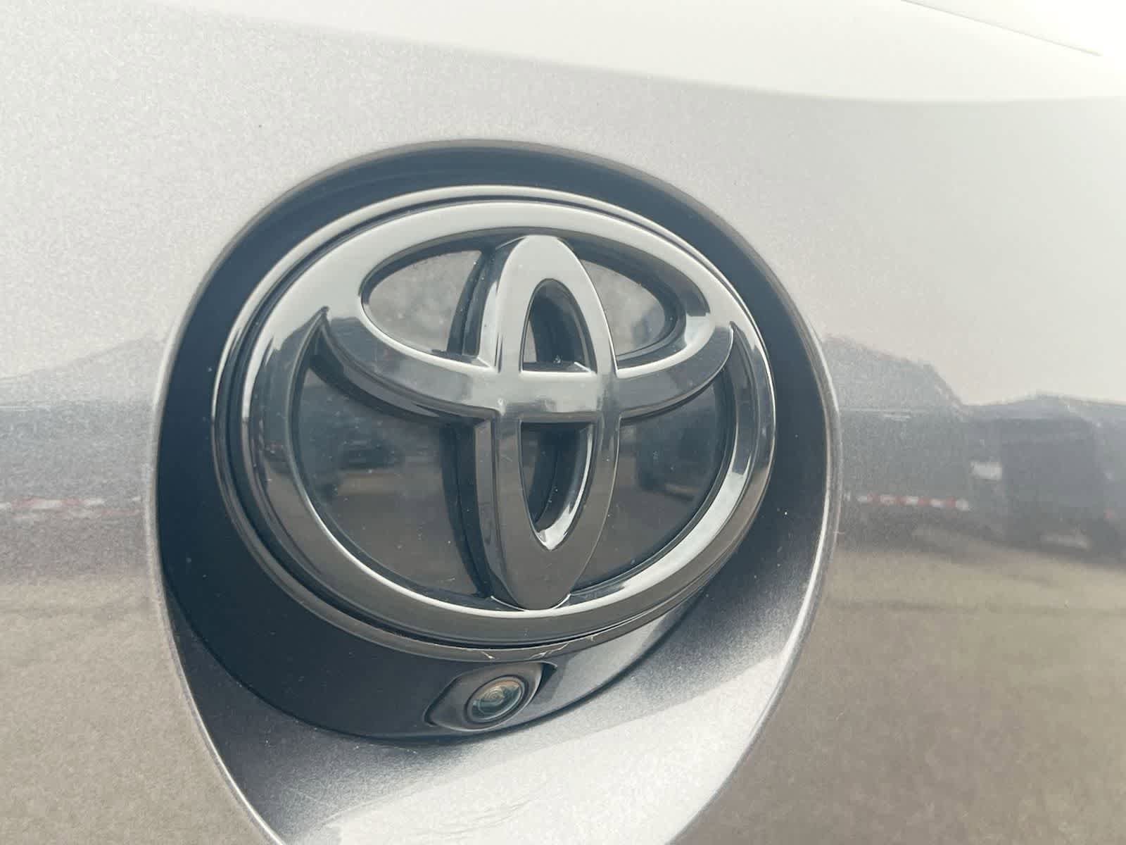 Used 2022 Toyota Corolla SE FWD image 12
