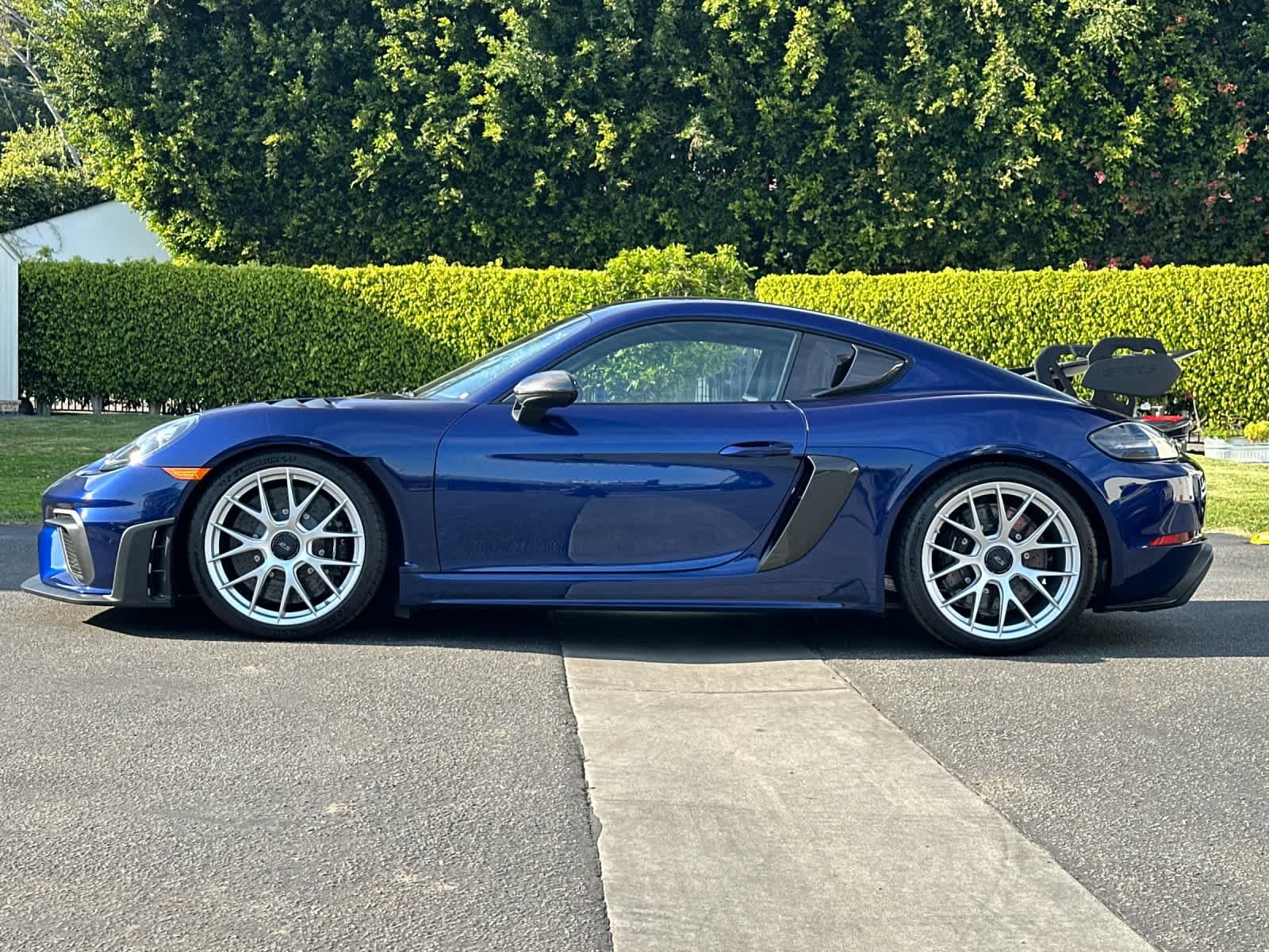 Certified 2023 Porsche 718 Cayman GT4 RS RWD image 2