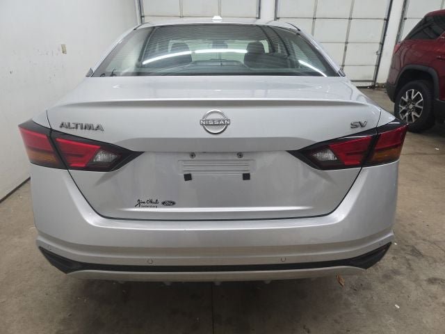 Used 2023 Nissan Altima 2.5 SV FWD image 10