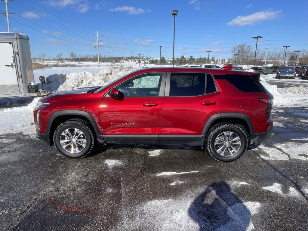 New 2026 Chevrolet Equinox LT w/ Convenience Package II image 4