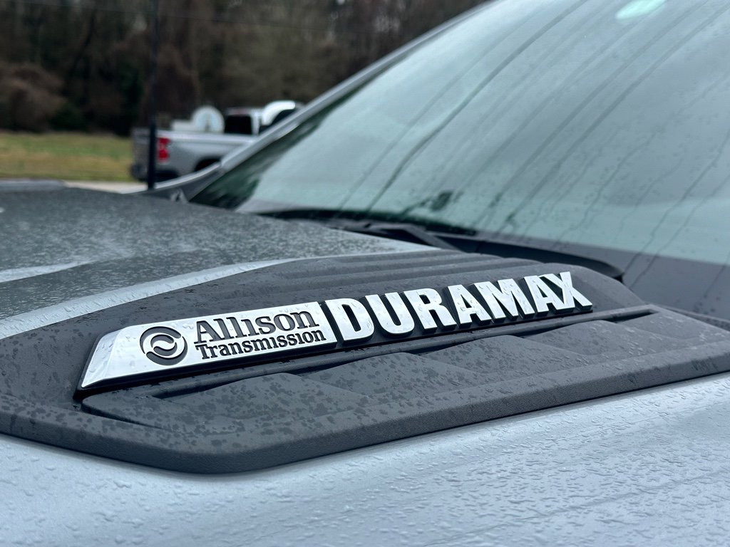 Used 2024 Chevrolet Silverado 2500 LTZ image 9