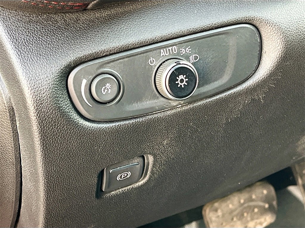 Used 2023 Chevrolet Blazer RS w/ Enhanced Convenience Package image 10