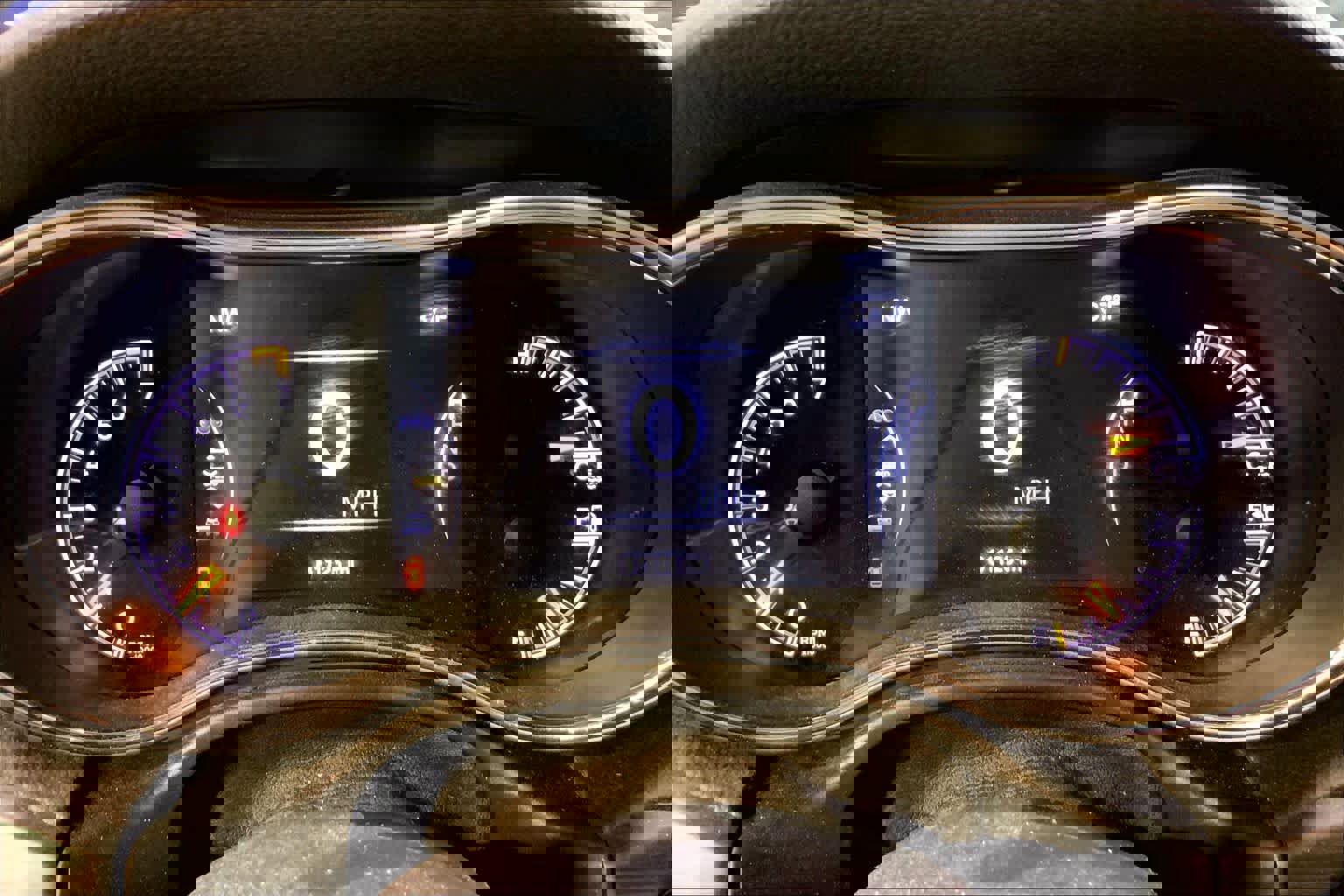 Used 2019 Jeep Grand Cherokee Limited w/ Luxury Group II image 25