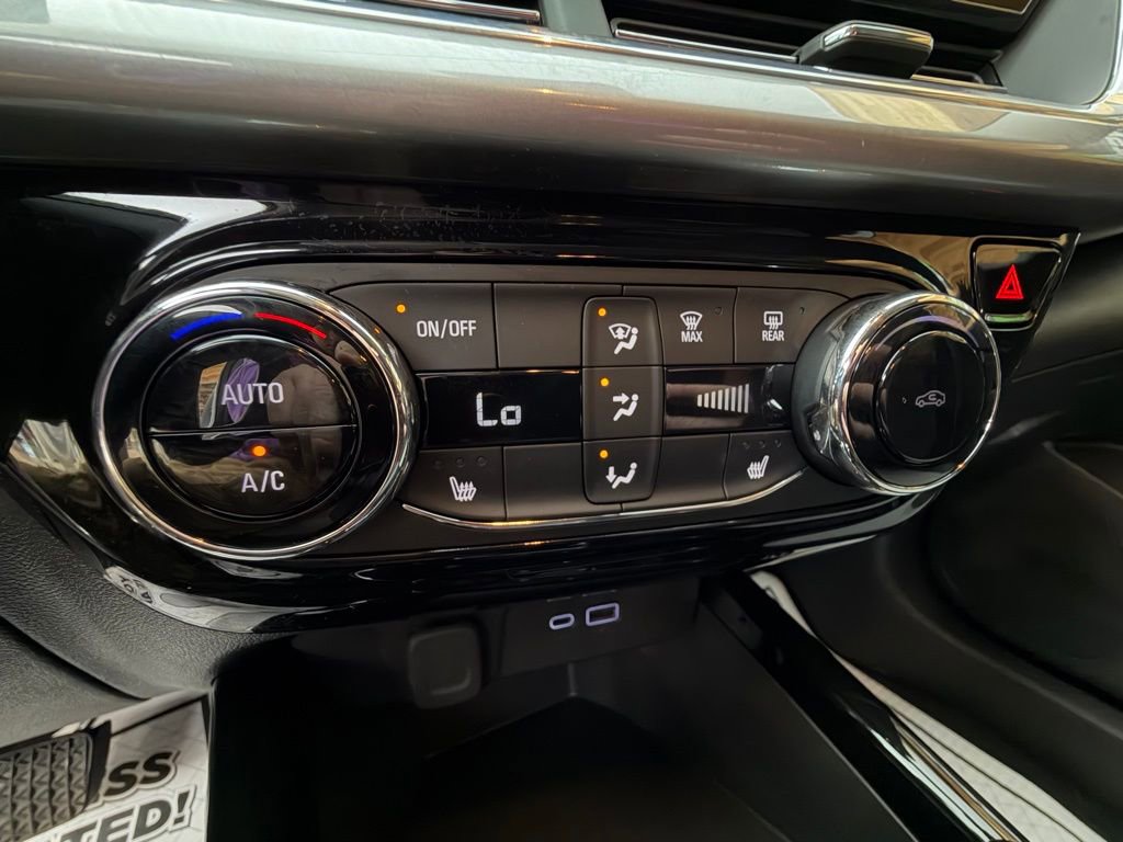 Used 2024 Chevrolet Trax LT w/ Driver Confidence Package FWD image 22