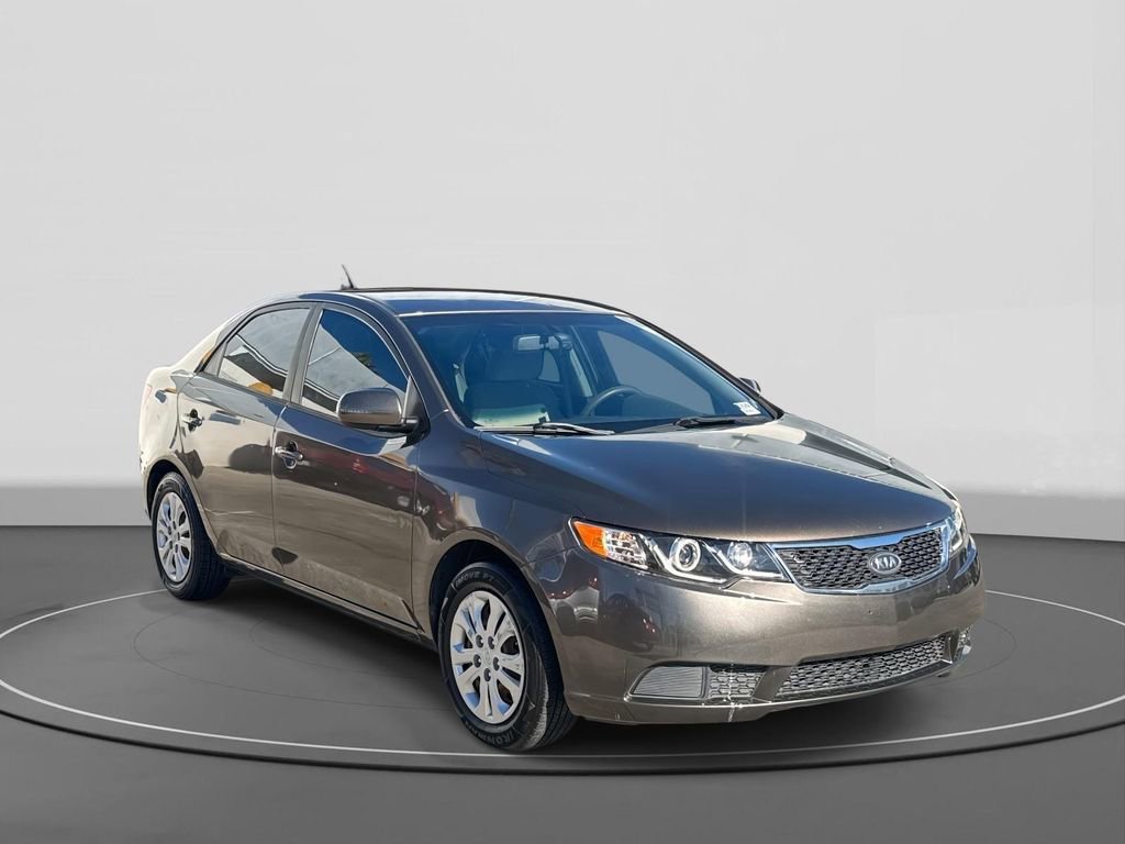 Used 2013 Kia Forte EX FWD image 3