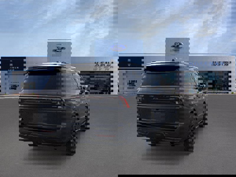 New 2025 Lincoln Navigator L Reserve w/ Jet Appearance Package image 8