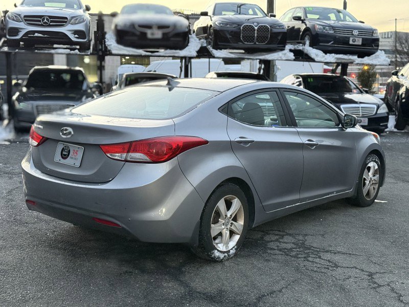 Used 2013 Hyundai Elantra GLS w/ Preferred Pkg image 4