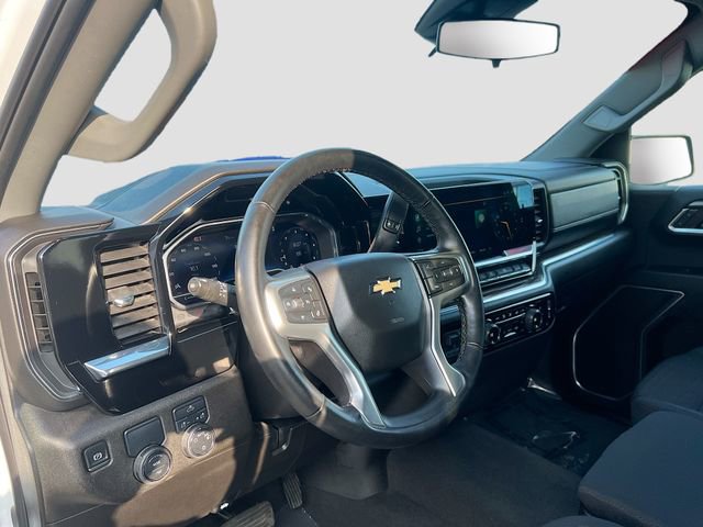 Used 2025 Chevrolet Silverado 1500 LT image 9