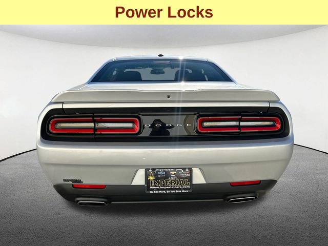Used 2022 Dodge Challenger SXT image 12
