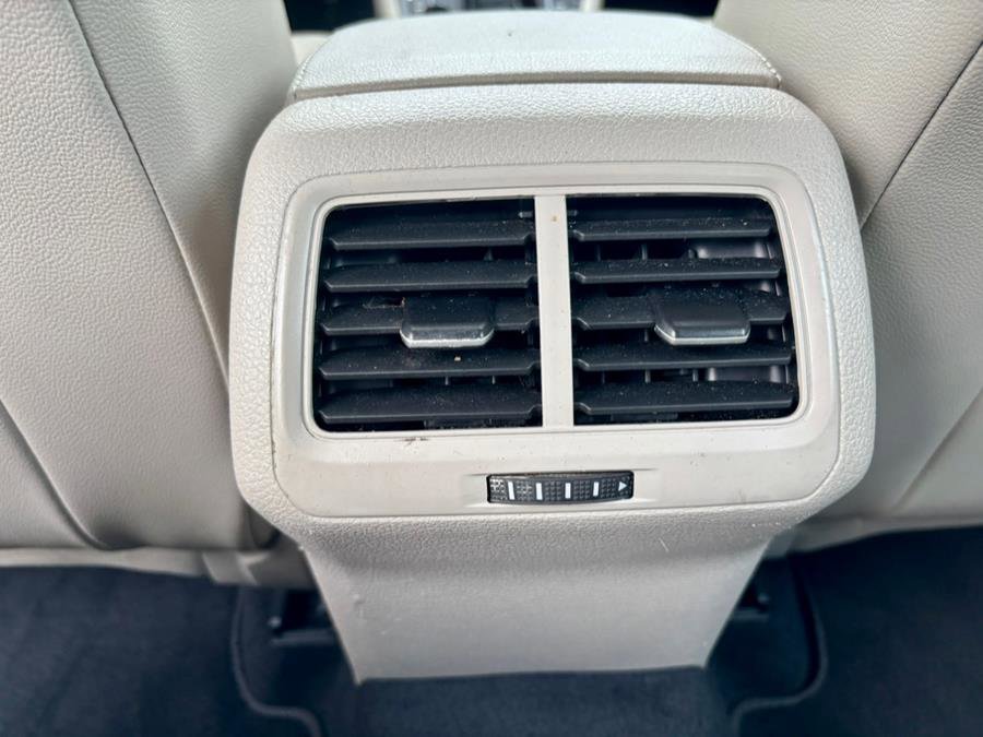 Used 2017 Volkswagen Golf Alltrack SEL image 25