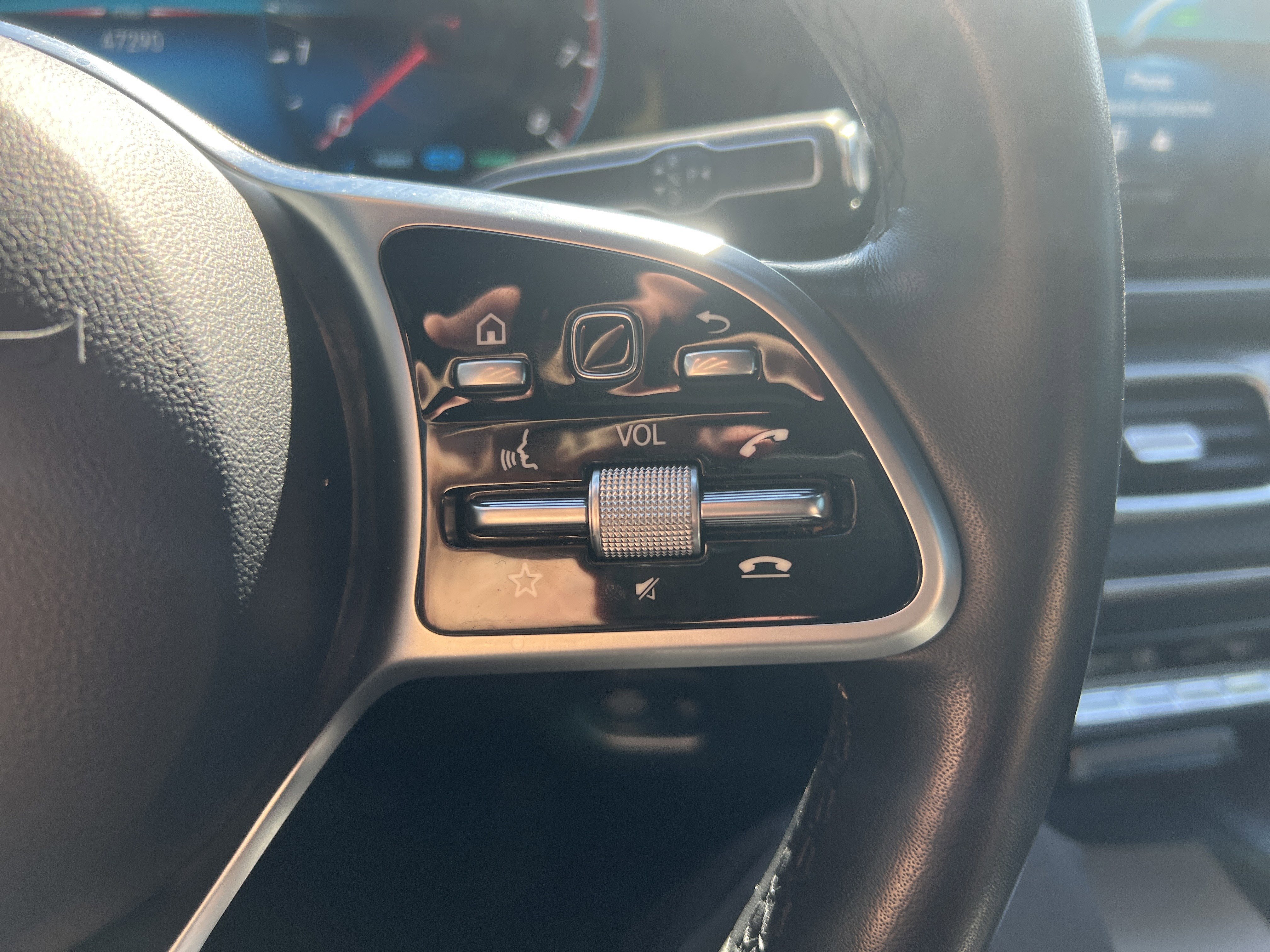 Certified 2022 Mercedes-Benz GLS 450 4MATIC image 20