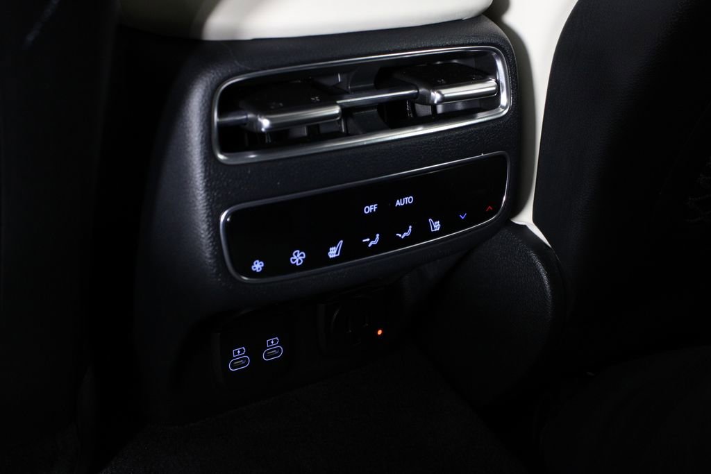 Used 2026 Genesis GV70 3.5T Sport Prestige image 21