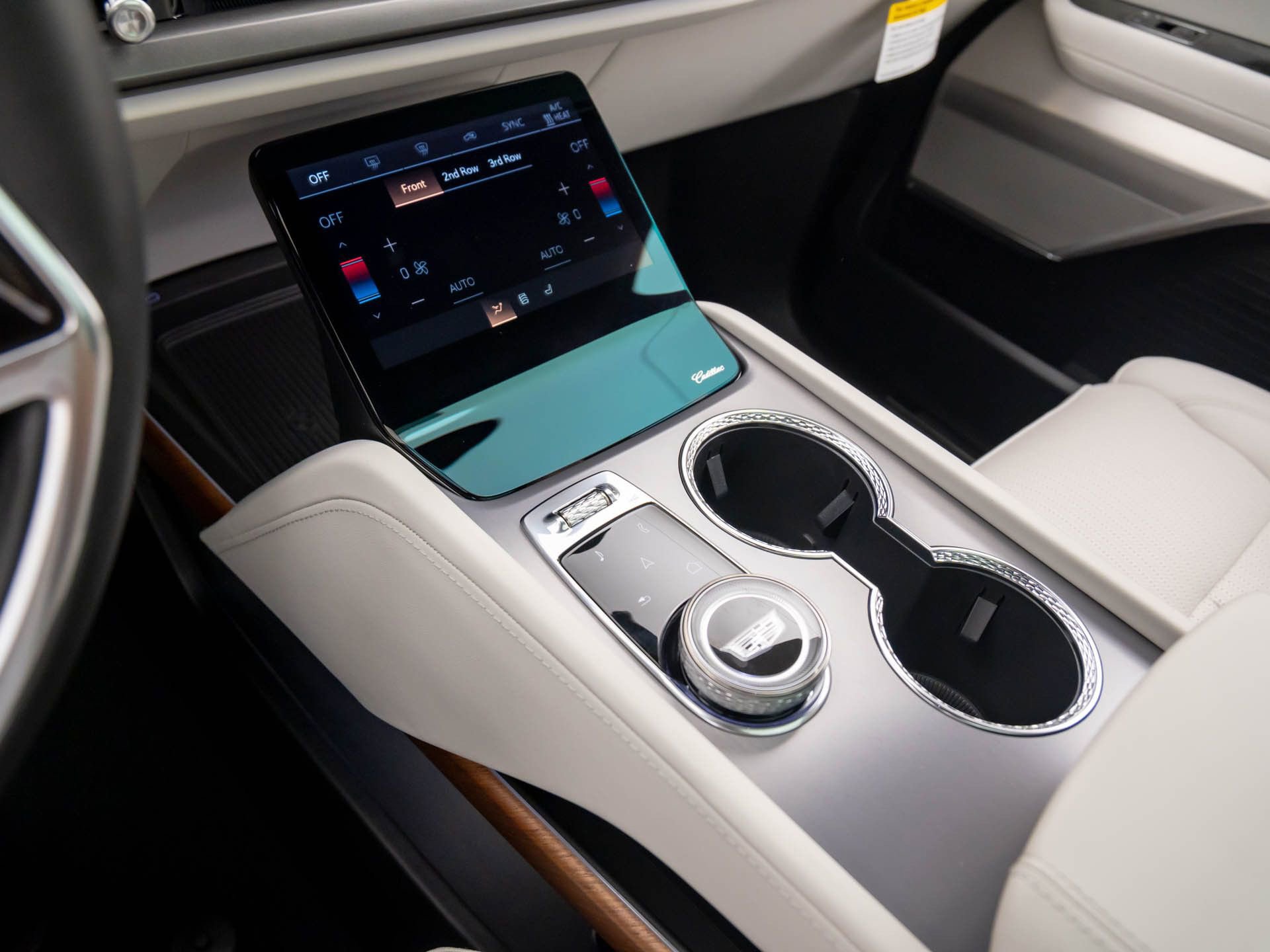 New 2026 Cadillac Vistiq Sport w/ LPO, Floor Liner Package image 11