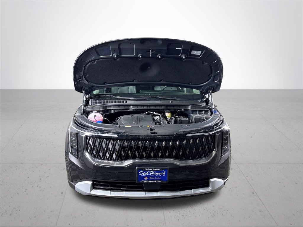 New 2026 Kia Carnival FWD image 21