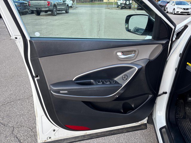 Used 2017 Hyundai Santa Fe Sport image 9